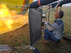 heating-air-inside-balloon