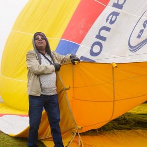 barcelona-balloon-flights-inflating